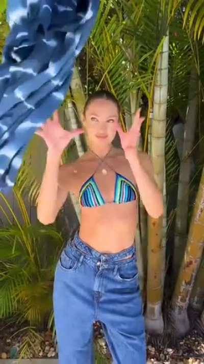 Candice Swanepoel