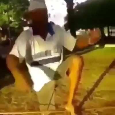 Em vez de vc vua pra lá,vc vua...