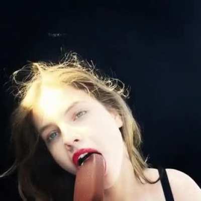 Barbara palvin 🤤