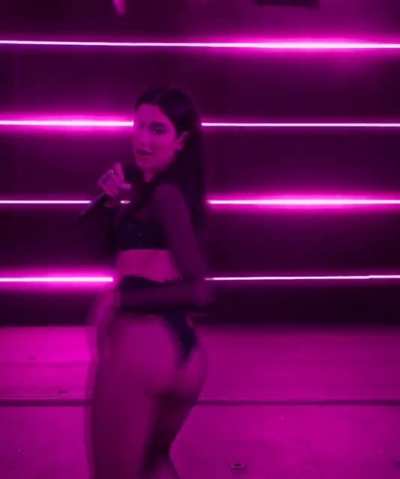 working that booty