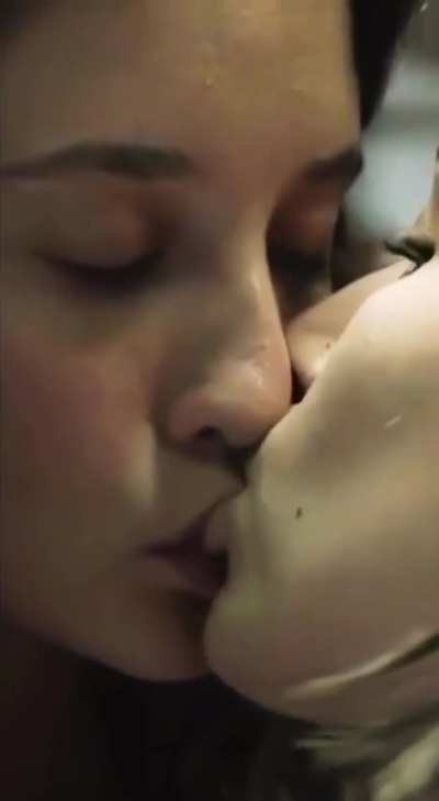 María Pedraza With Úrsula Corberó