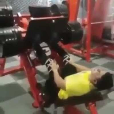 Cursed_Leg Lifts