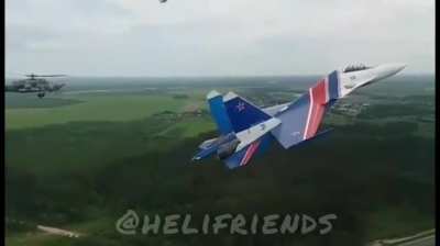 Mi 28s next to si 30