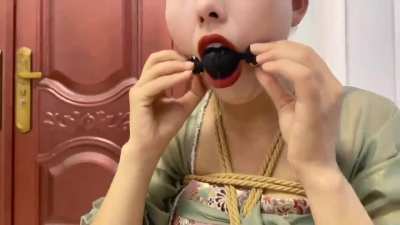Throat training 
