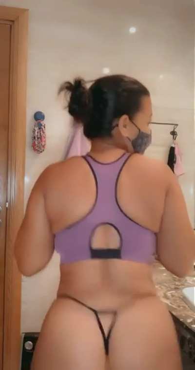 Would you really use a curvy girl as your fuck toy without hesitation?