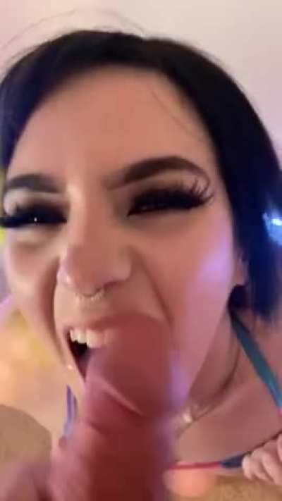 Open wide 😝