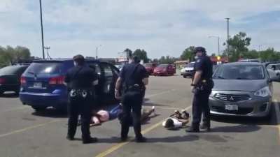 Yesterday Aurora PD pulled over a Black family in a minivan & handcuffed everyone, including a 6 y/o, on suspicion that it was a stolen vehicle. Except the stolen vehicle they were looking for was actually a motorcycle.