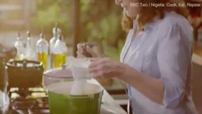 Nigella's pronunciation of the word 