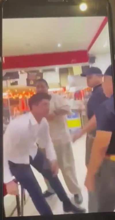 Dude gets rocked by taco man