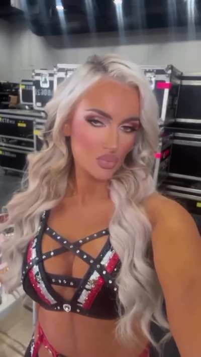 Mariah May aka Blake Monroe
