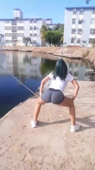 Enmy Twerking