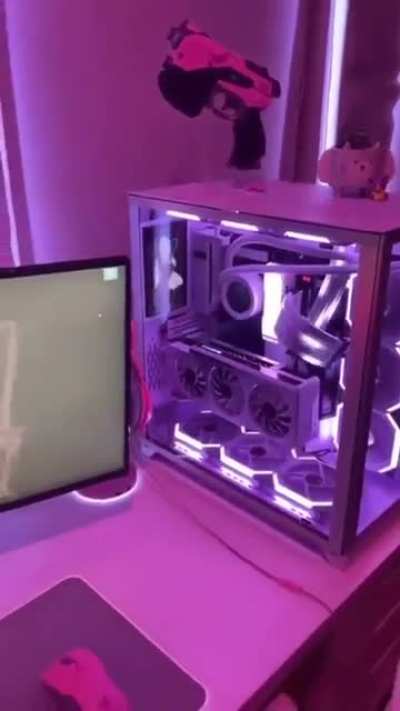 Does anyone know what that little display in the back of the case is?
