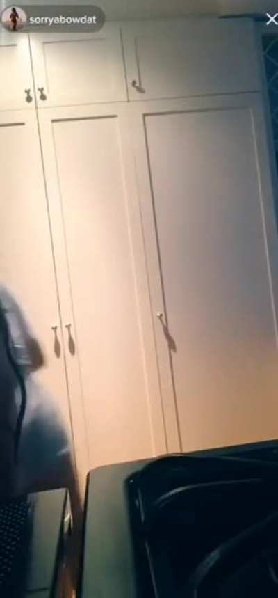 crazy, sexy tiktok live girls. tits flash at 1min 6sec