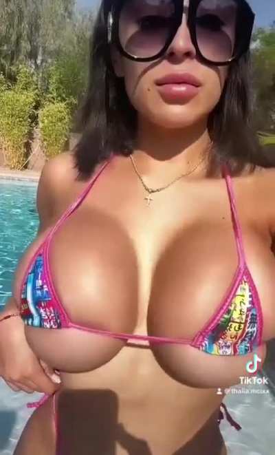 @thalia.mcixx