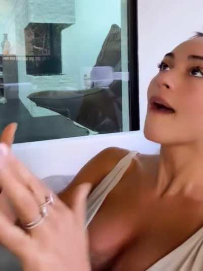 Lindsey Morgan