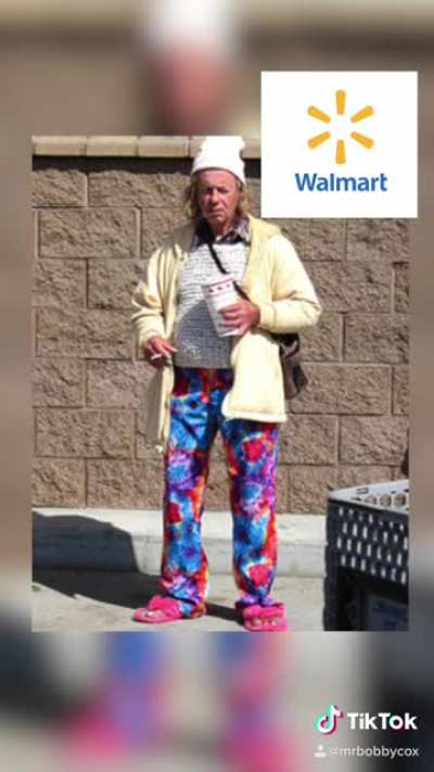 WHAT GROCERY STORES WOULD DRESS LIKE