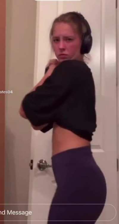 😳👀