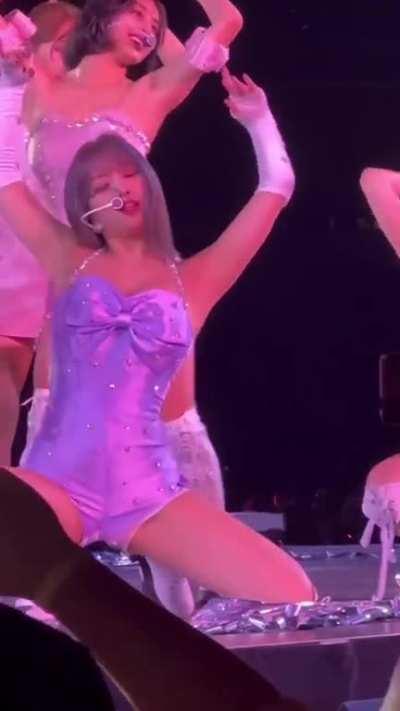 momo 💜