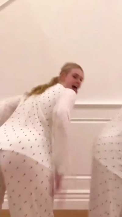 Elle Fanning