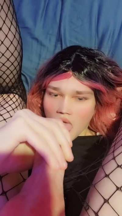 cover my face like this