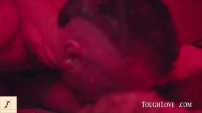 Scarlett Mae’s armpits licked and sniffed