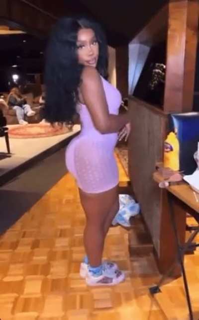 She knows and loves the fact that her fans cum for her