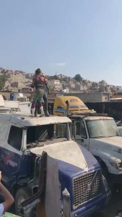 Mexican deathmatch just hits different