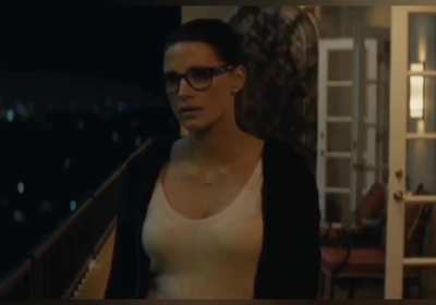 Jessica Chastain in Molly's Game part 1