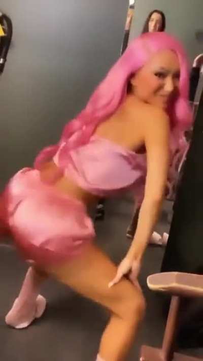 🤤