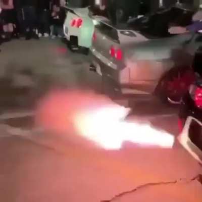 Someone save the r35