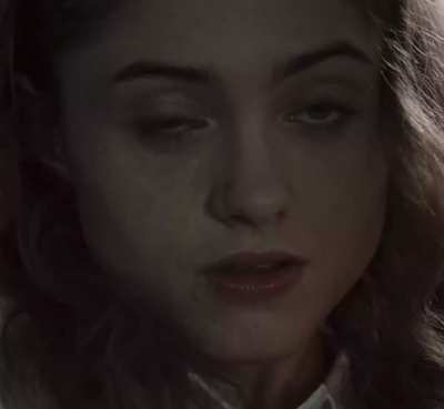 Natalia Dyer pleasuring herself
