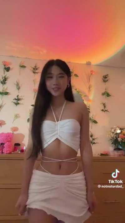 Sexy midriff