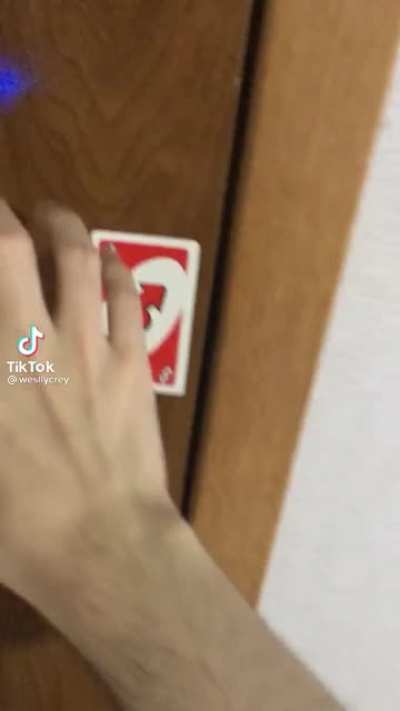 uno reverse card active