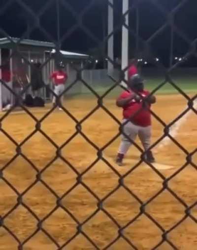 Blue Jay's showing off alternate red jerseys in spring training