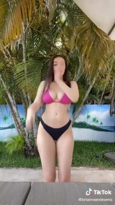 18 yr old titties
