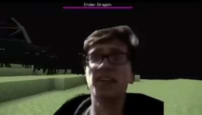 Scott fights the Enderdragon