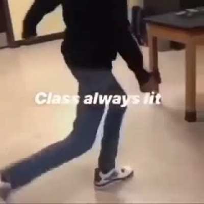 🗿🗿