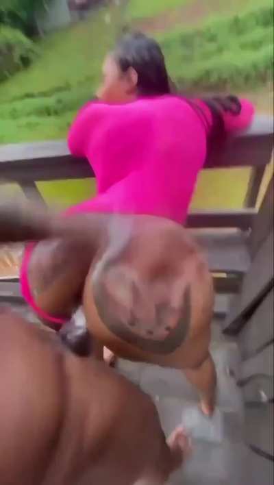Ebony Backshots OUTSI<wbr>DEE🍆🍑<wbr>💦