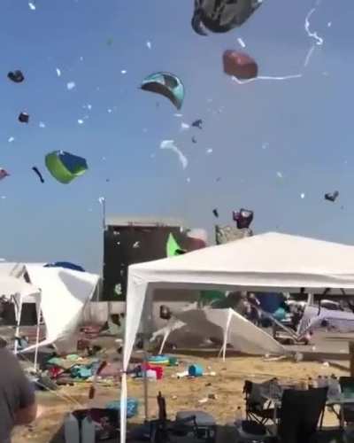 winds howling