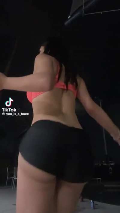 @You_is_a_hoee