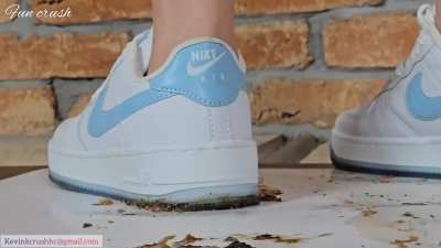 I'm looking for this video, anyone got this for sale?