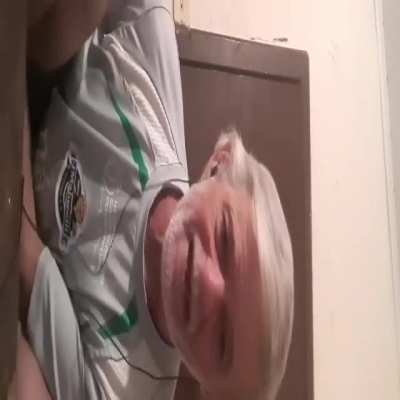 O título foi ver tik tok