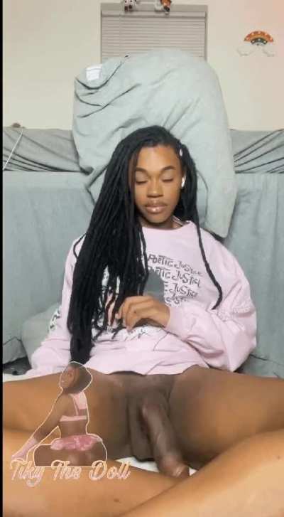 Beautiful 'TikyTheDoll' 🤤🍆