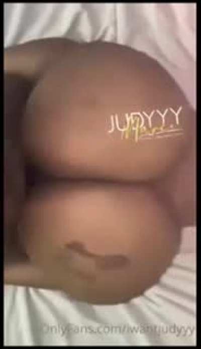 Ebony booty💯