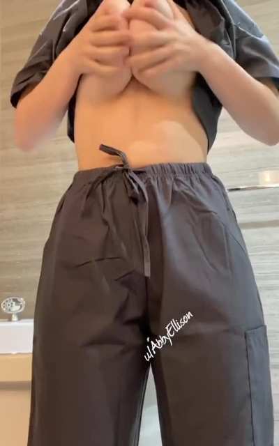 DO YOU LIKE IT??(free album in the comments )