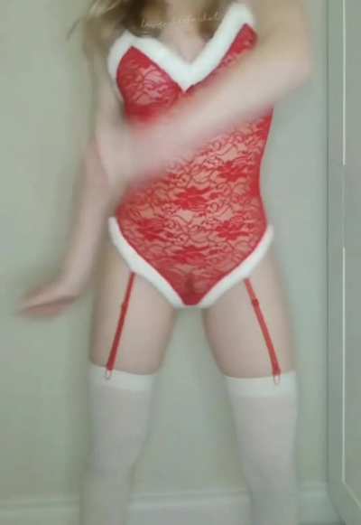 Do you wanna unwrap me like this for Christmas? ✨ [OC]