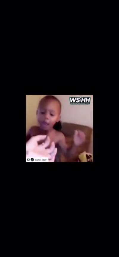 “Stop chiefn pass it to your sister”😭😭🤦🏽‍♂️🤦🏽‍♂️🤦🏽‍♂️🤦🏽‍♂️nah they going to hell