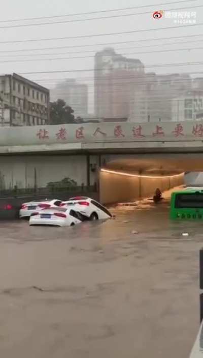 让老区人民过上更好(的)生活