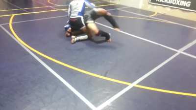 Juliana Pena vs A guy