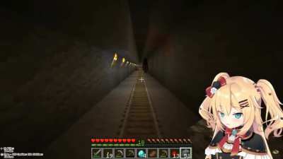 Enderman-kun returns to greet the newest member of the HoloEN server